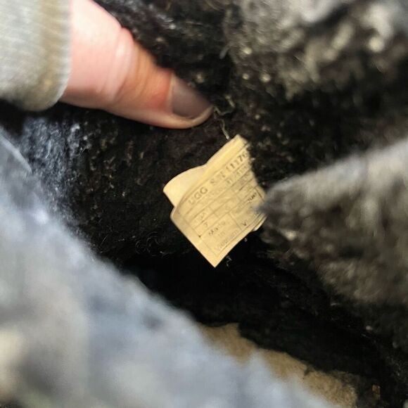 Ugg Mini Bailey Corduroy Bow Black Boots - Picture 6 of 6